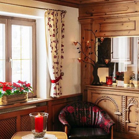 Hotel Kristall Лех ам Алберг Екстериор снимка