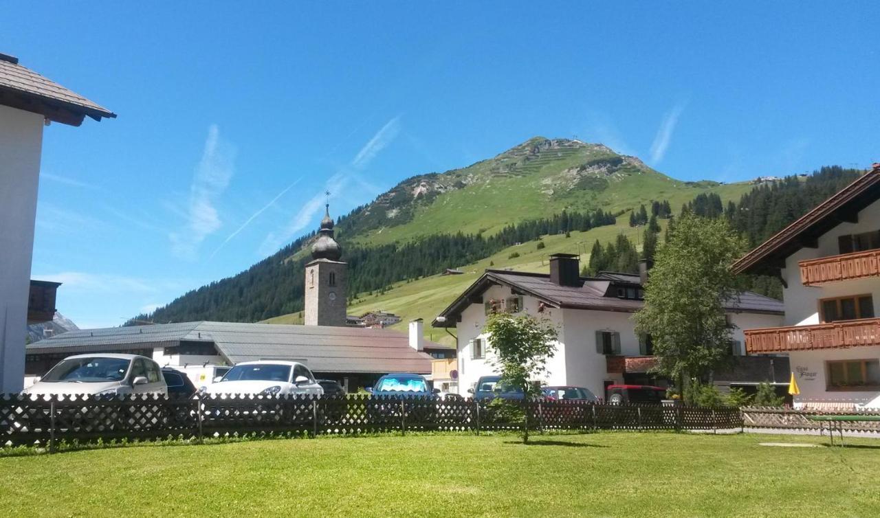 Hotel Kristall Лех ам Алберг Екстериор снимка